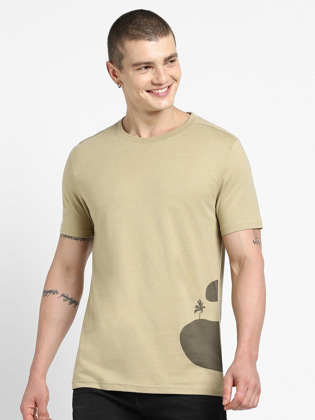 

FOREVER 21 Beige Round Neck Pure Cotton T-shirt