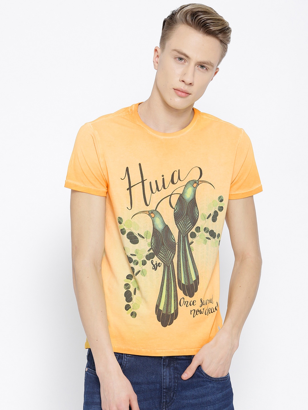 

Allen Solly Sport Men Yellow Printed Round Neck T-shirt