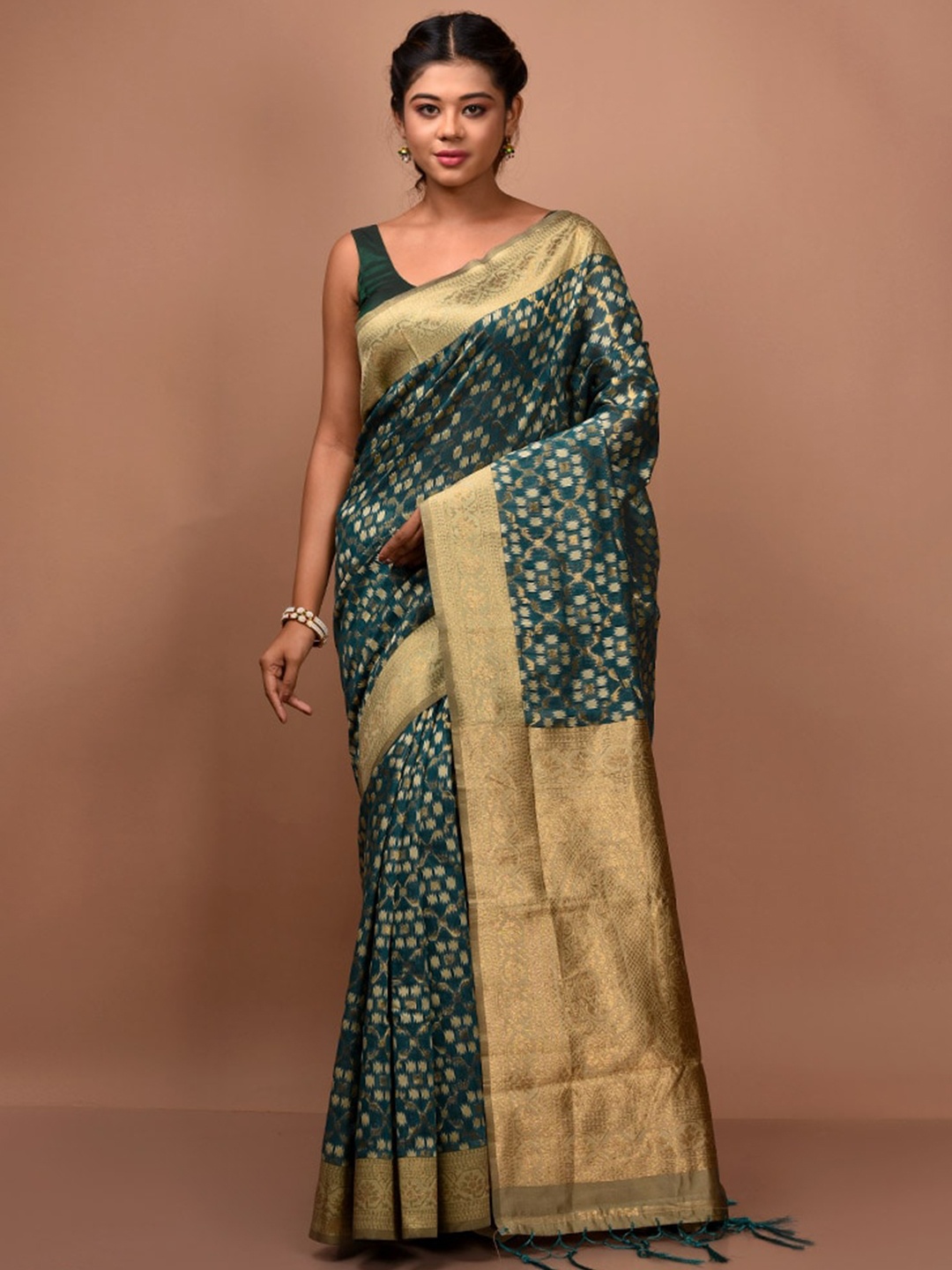 

AllSilks Woven Design Zari Saree, Green