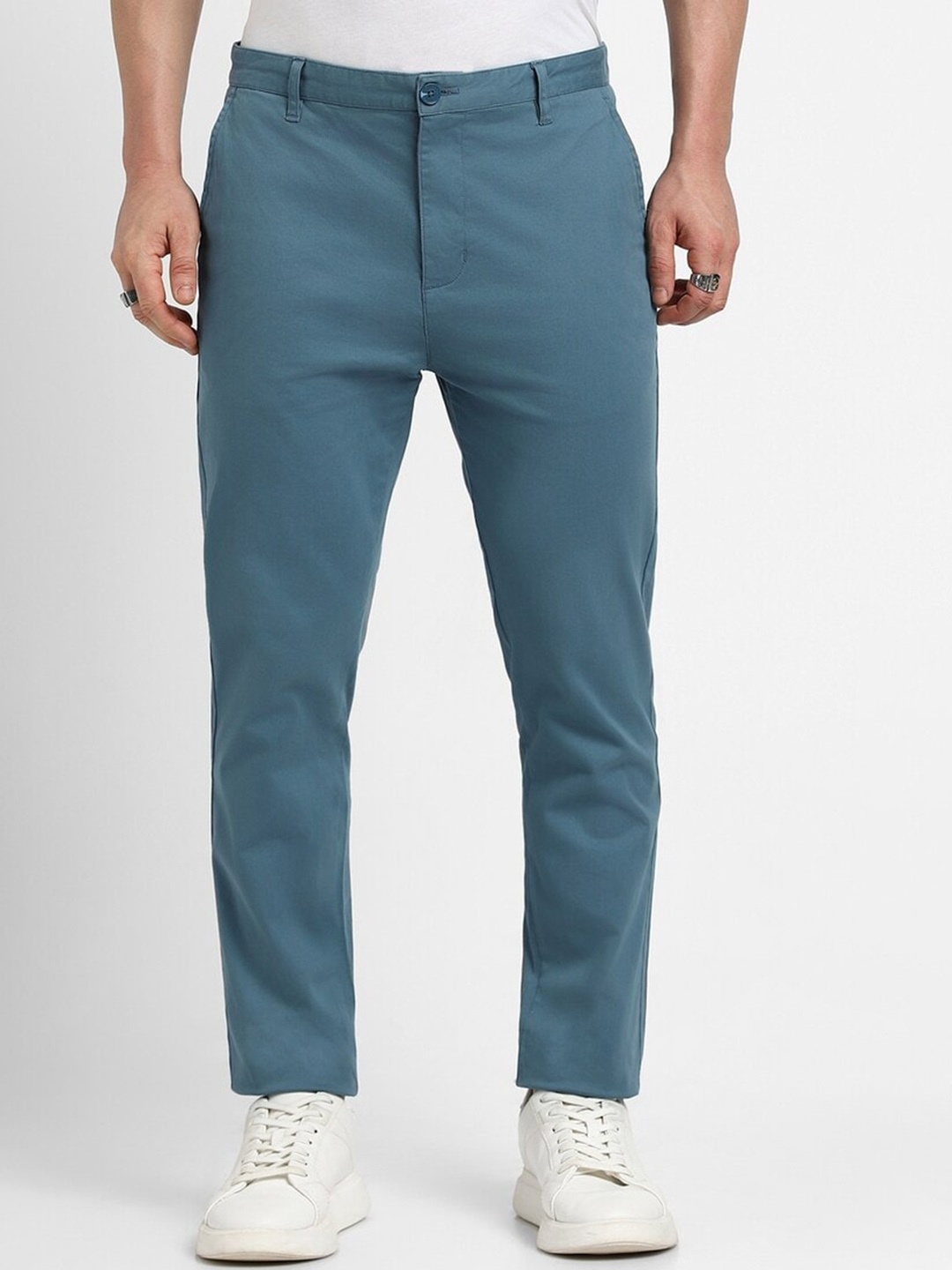 

FOREVER 21 Men Mid-Rise Chino Trousers, Blue
