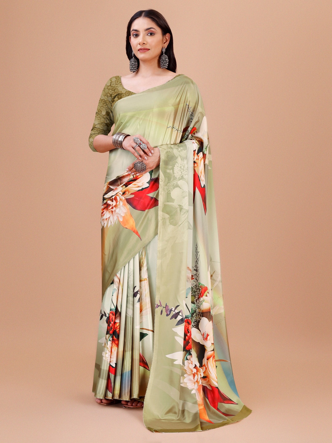 

Indian Fashionista Floral Printed Saree, Green
