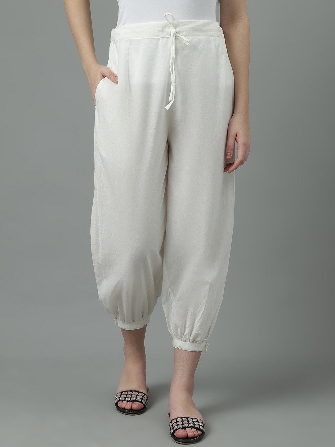 

Sringam Women Relaxed Fit Cotton Joggers, Off white