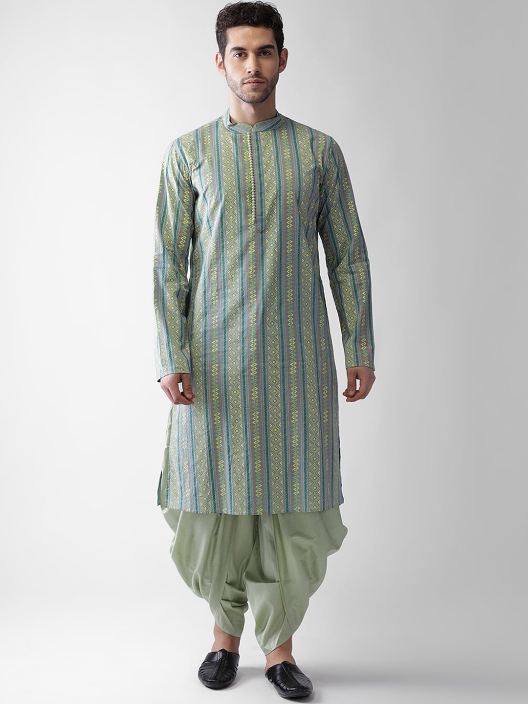 

Sangria Striped Mandarin Collar Long Sleeves Straight Kurta, Green
