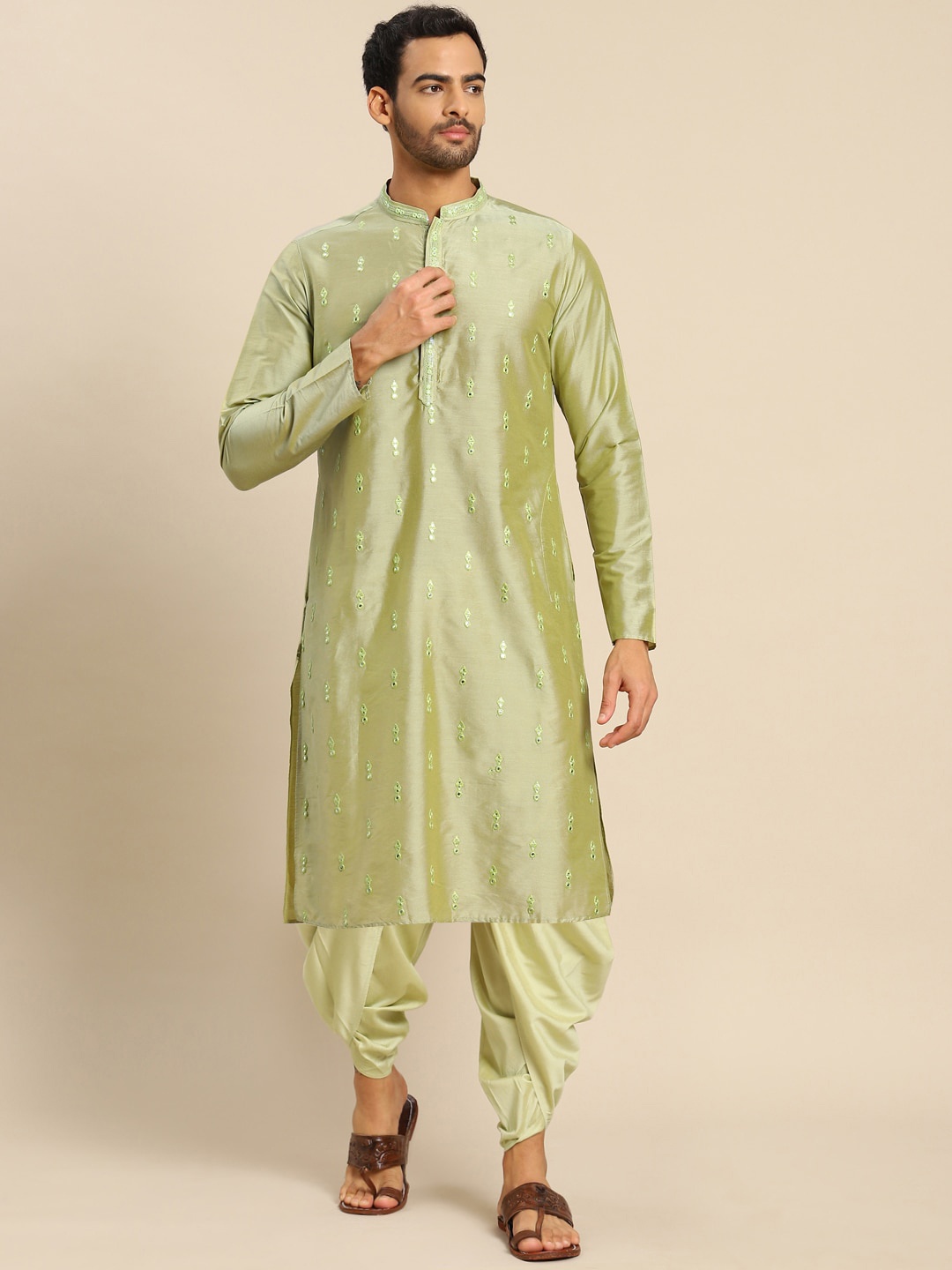 

Sangria Green Ethnic Embroidered Mandarin Collar Mirror Work Straight Kurta
