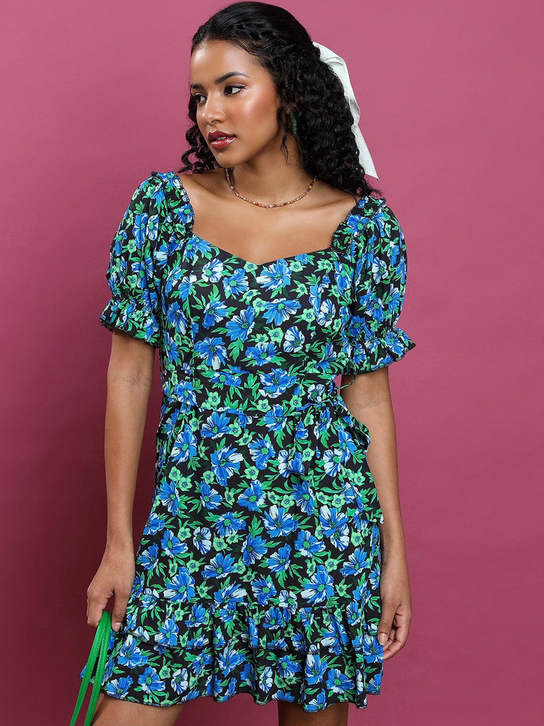 

Tokyo Talkies Floral Printed Sweetheart Neck A-Line Dress, Black