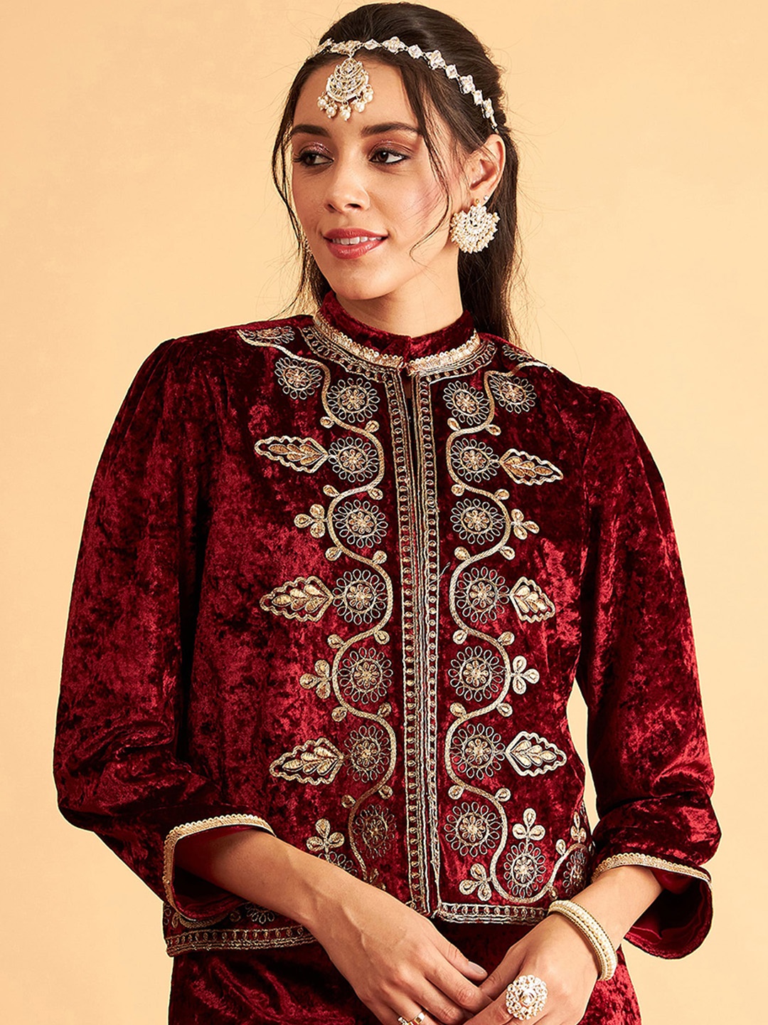 

Shae by SASSAFRAS Crop Tailored Jacket with Embroidered, Maroon