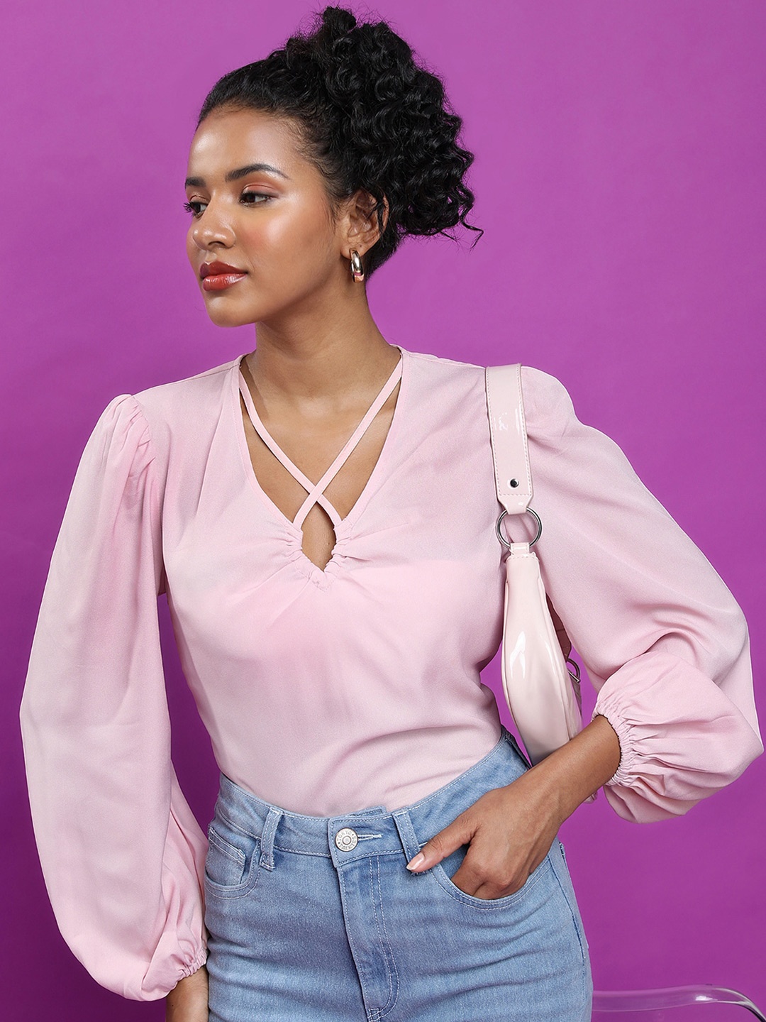 

Tokyo Talkies Pink Cut Out Puffed Sleeves Top