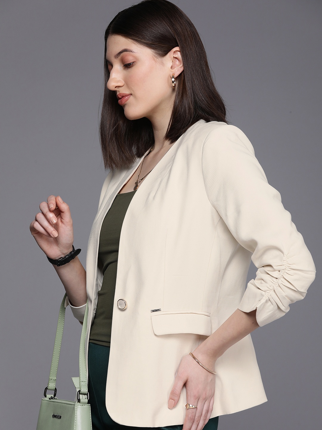 

Allen Solly Woman Single-Breasted Semiformal Blazer, Beige
