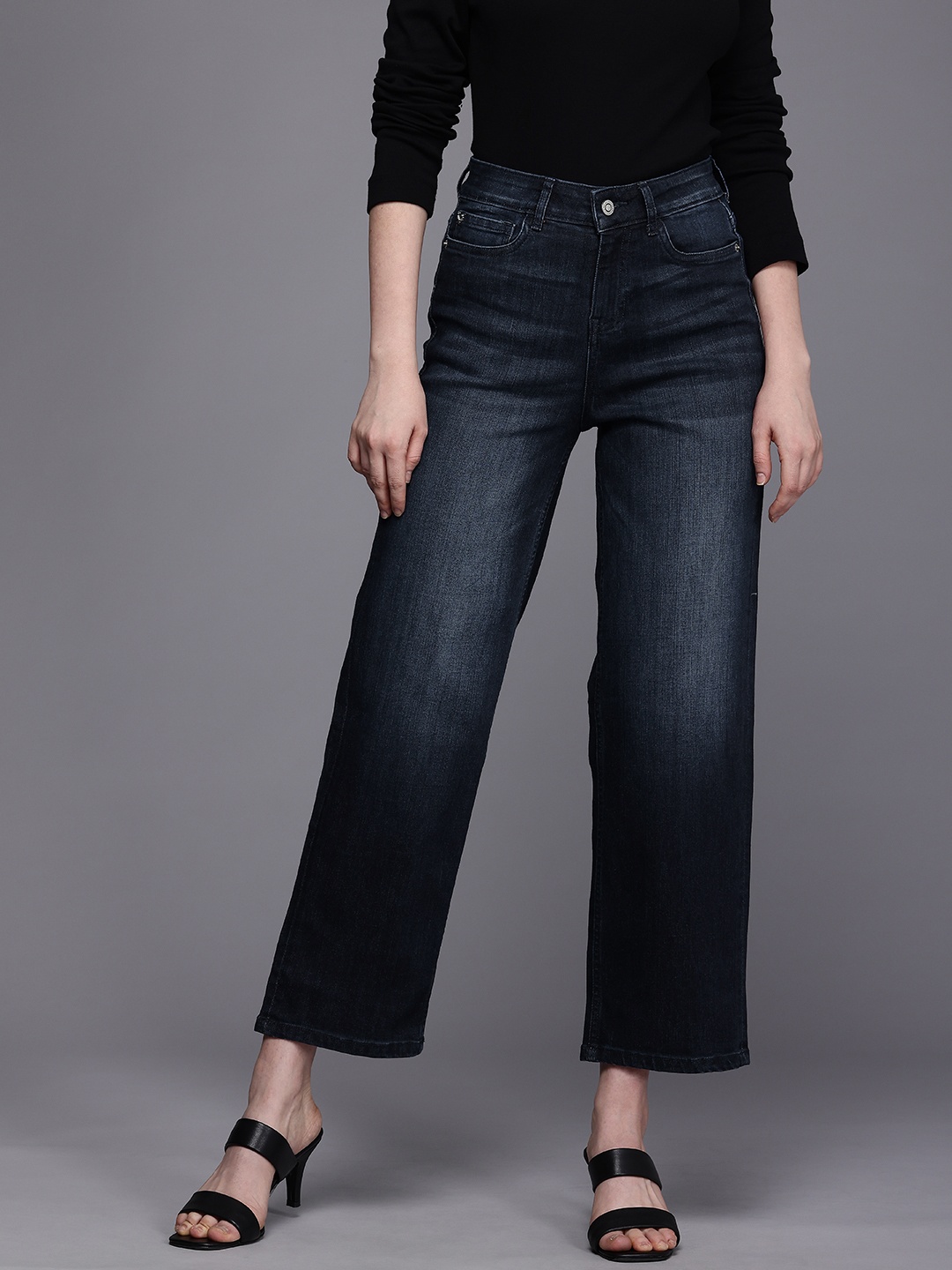 

Allen Solly Woman Straight Fit Light Fade Stretchable Jeans, Blue