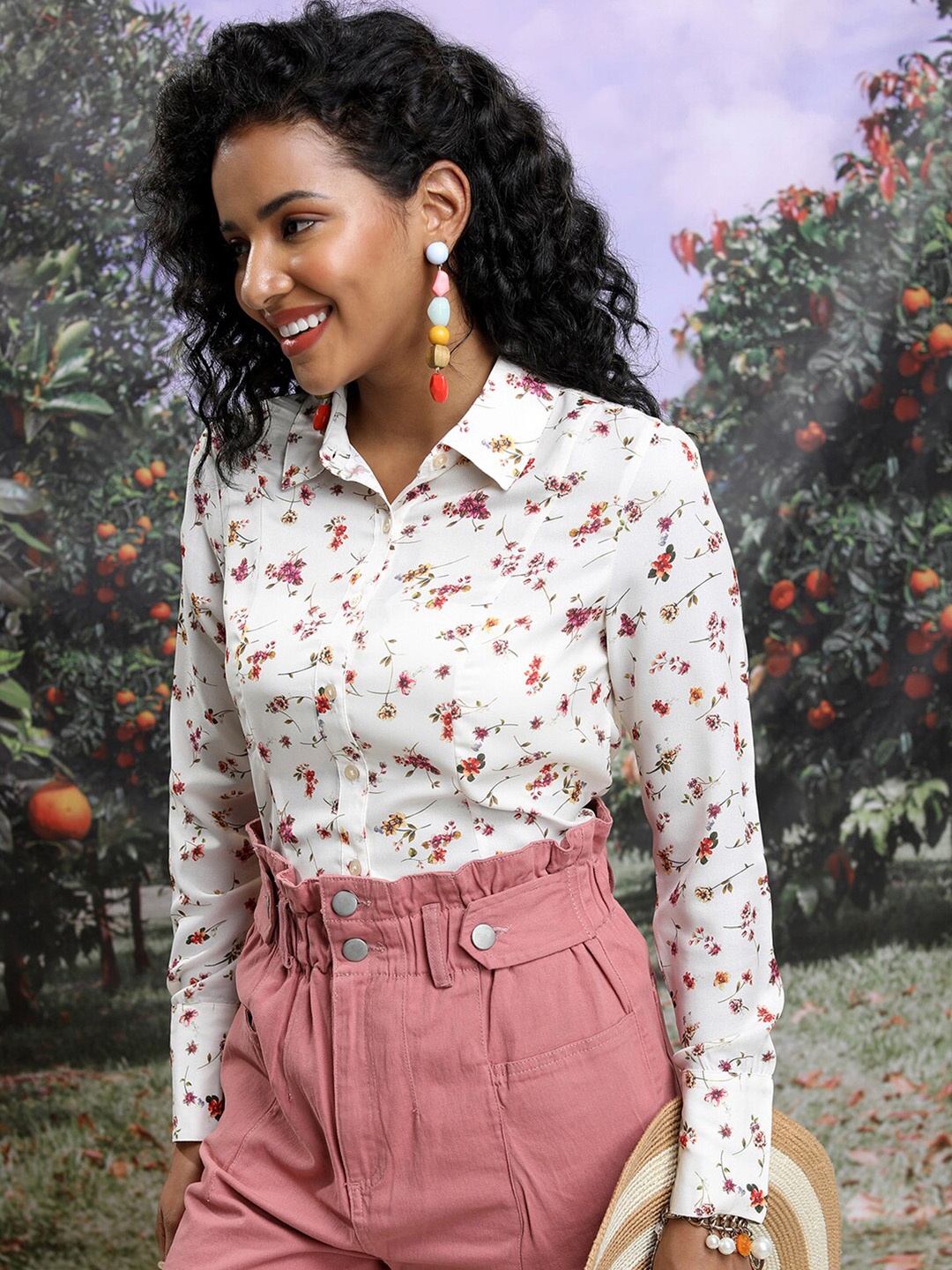 

Tokyo Talkies Floral Opaque Printed Casual Shirt, Off white