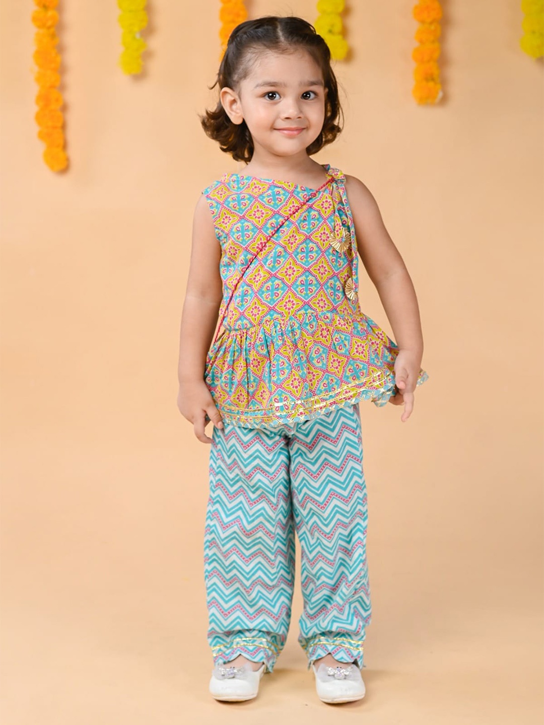 

Budding Bees Girls Printed Sleeveless Pure Cotton Top with Trousers, Turquoise blue