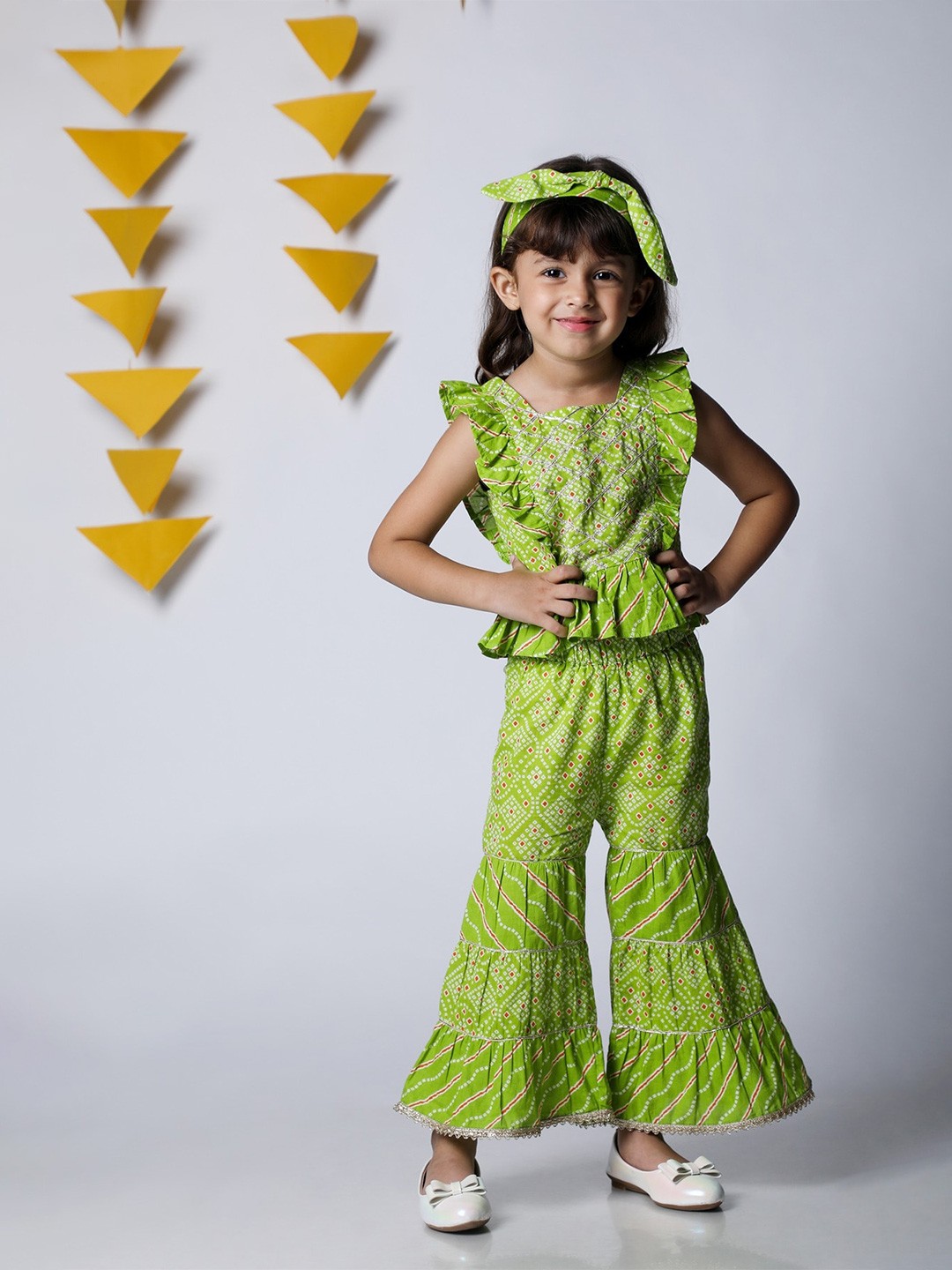 

Budding Bees Girls Printed Round Neck Sleeveless Pure Cotton Top with Palazzos, Green