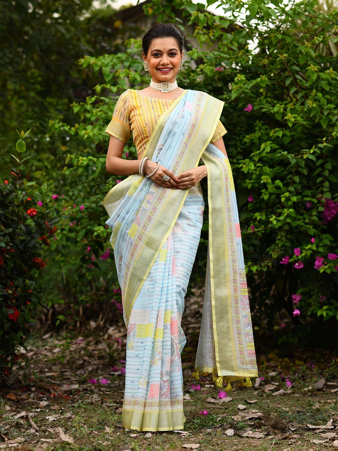 

VISHNU WEAVES Floral Printed Zari Pure Linen Jamdani Saree, Olive