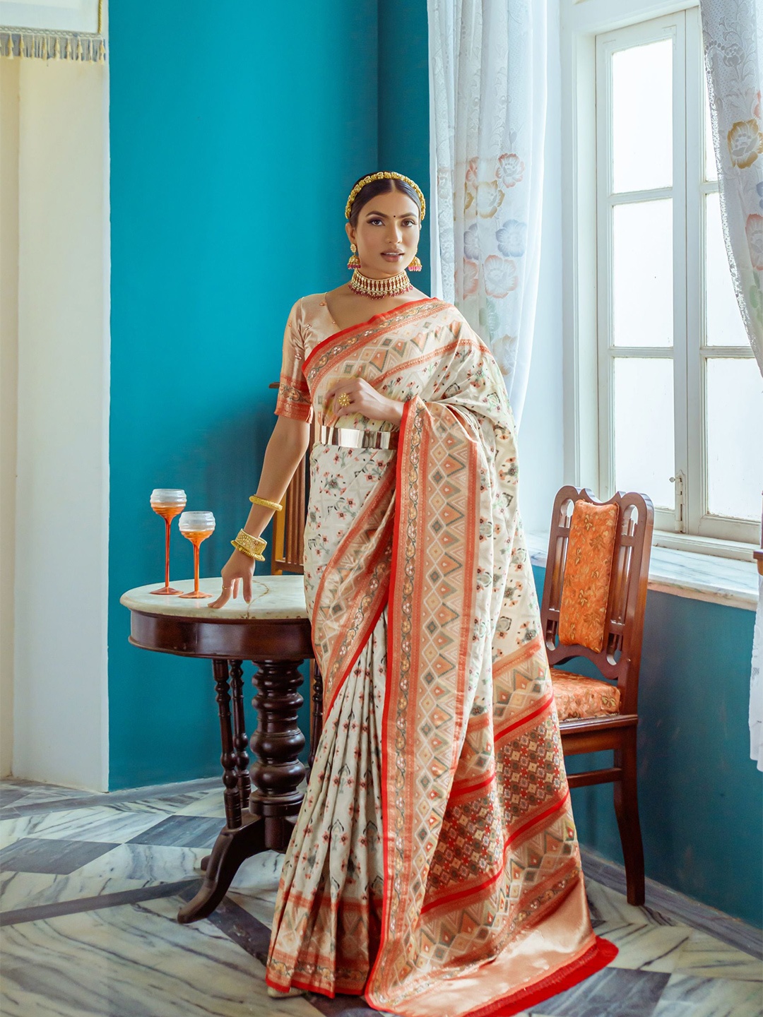 

VISHNU WEAVES Ethnic Motifs Woven Design Zari Detail Pure Silk Patola Saree, Pink
