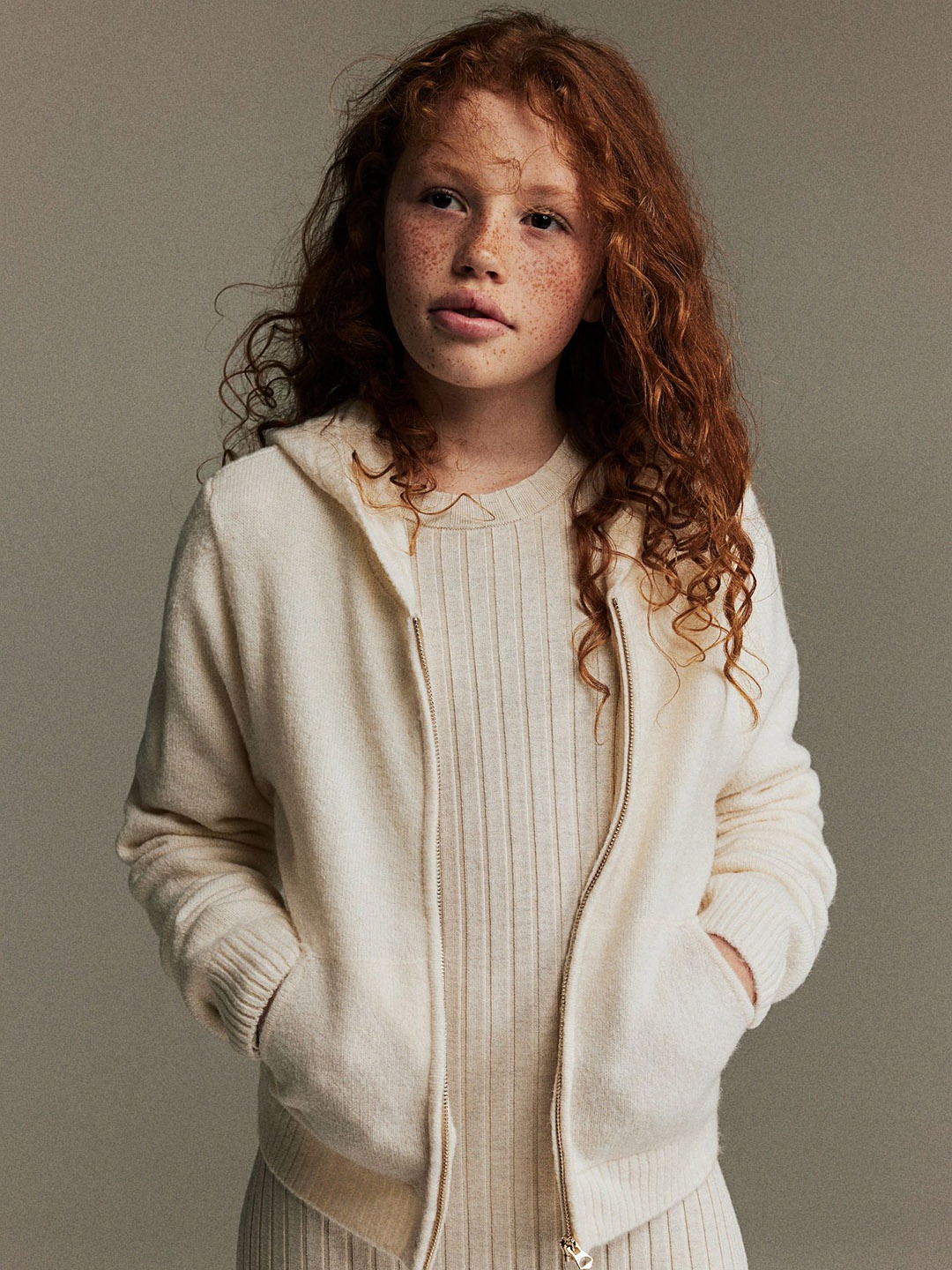 

H&M Girls Knitted Zip-Through Hoodie, White