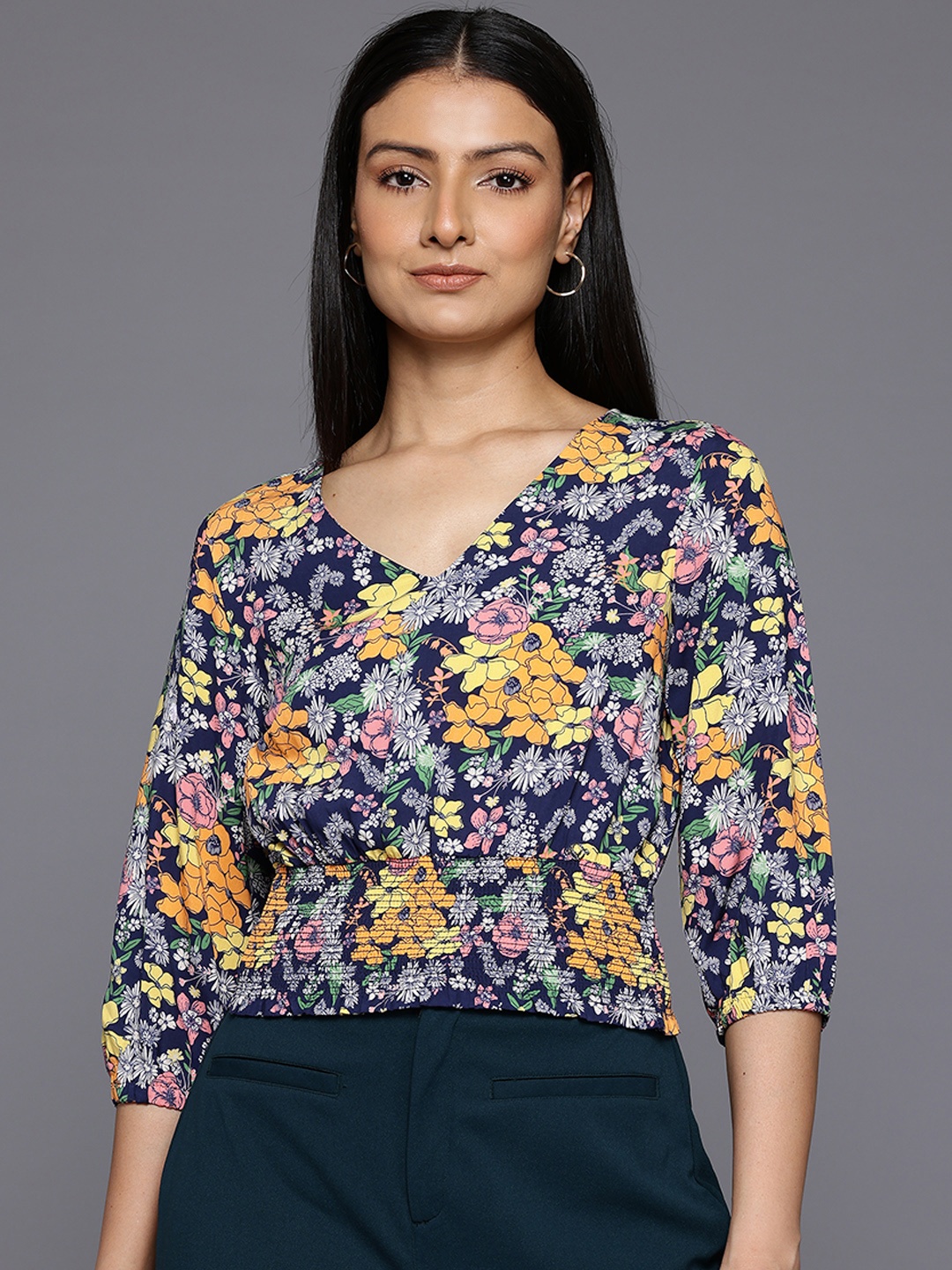 

Allen Solly Woman Floral Print Blouson Top, Navy blue