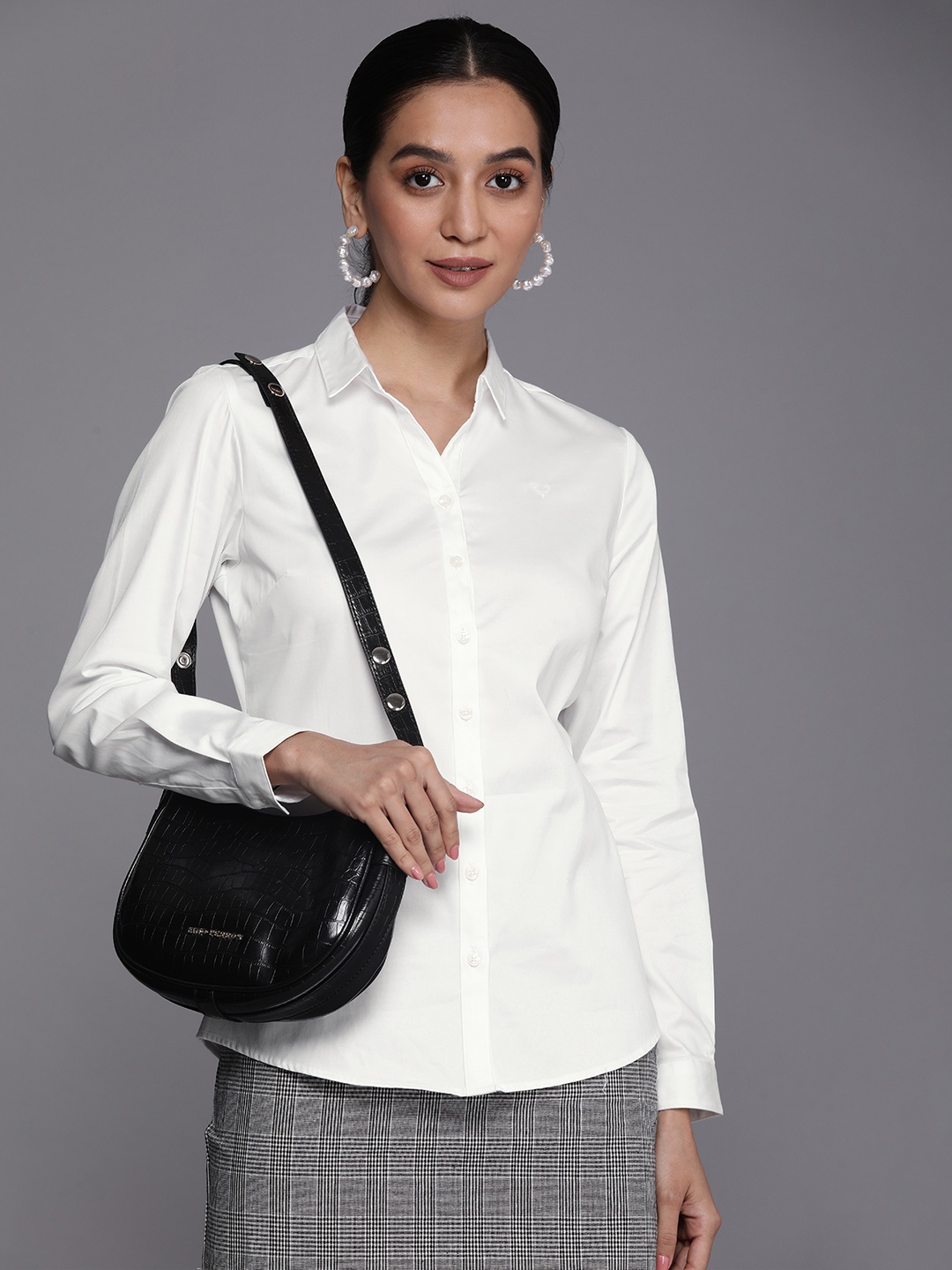 

Allen Solly Woman Solid Casual Shirt, White