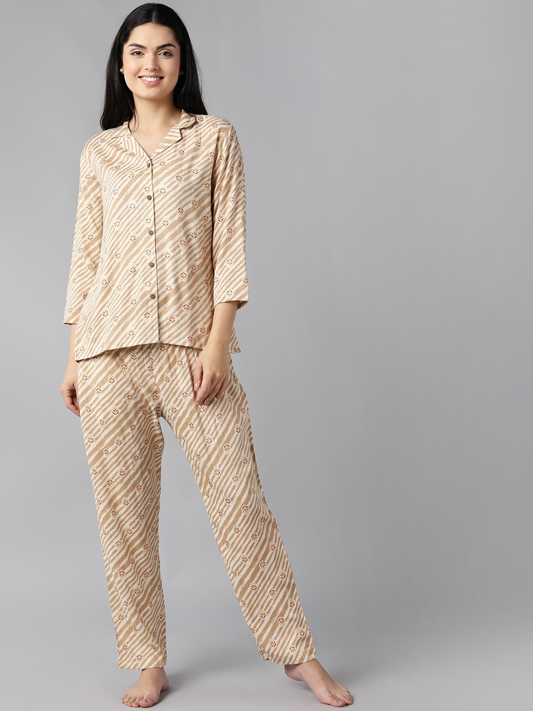 

AHIKA Floral Printed Pure Cotton Night suit, Beige