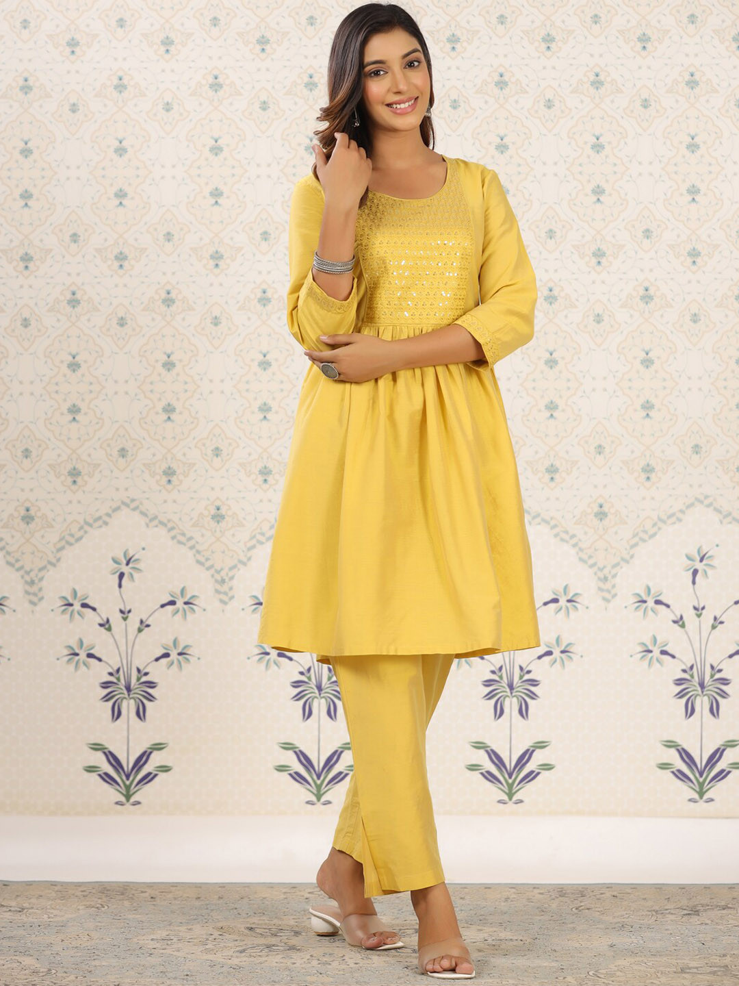 

Ode by House of Pataudi Ethnic Motifs Yoke Design Sequinned A-Line Kurta, Yellow