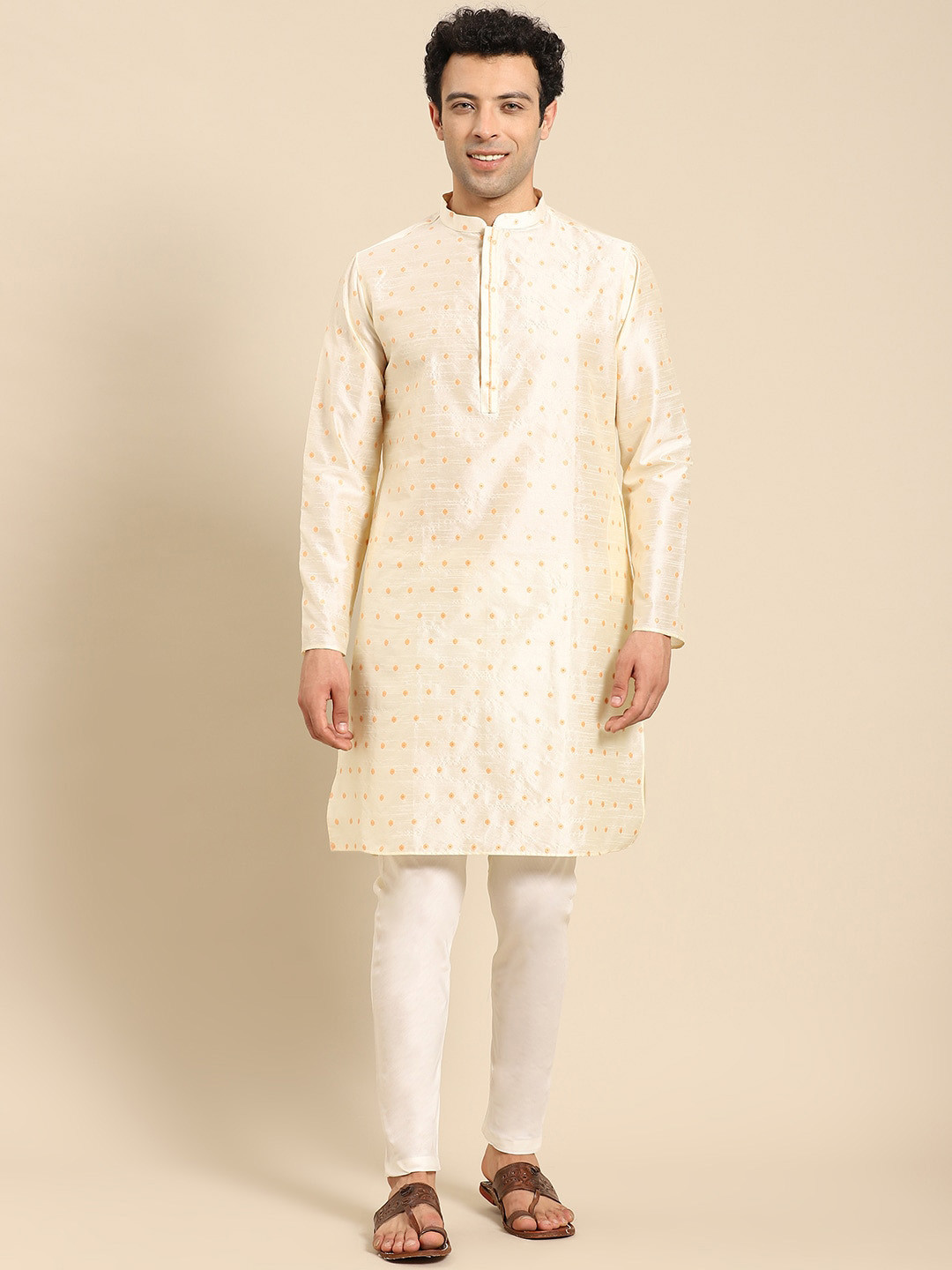 

Anouk Cream-Coloured Ethnic Motifs Woven Design Mandarin Collar Kurta with Trousers