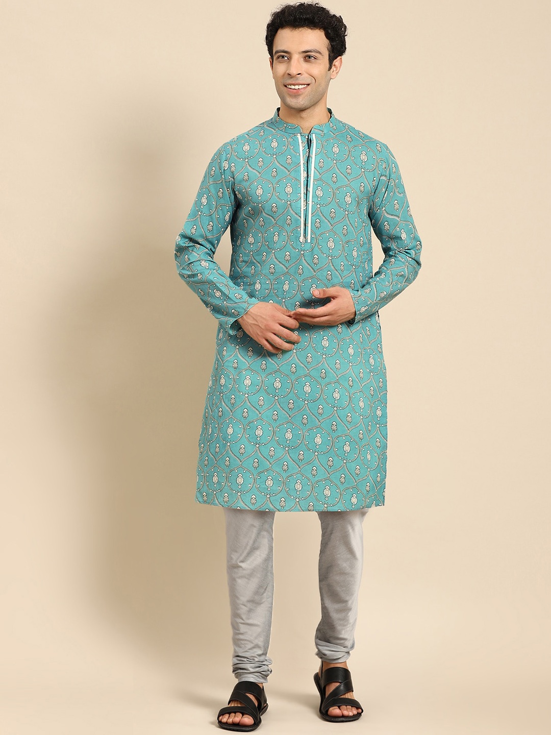 

Anouk Ethnic Motifs Printed Regular Kurta with Churidar, Green