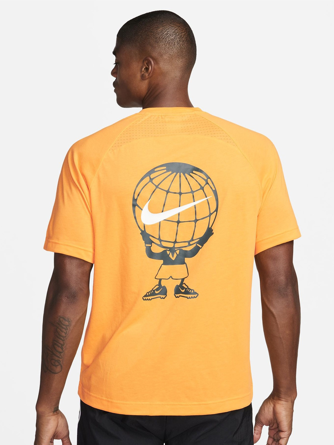 

Nike Dri-Fit Football Tshirt, Yellow