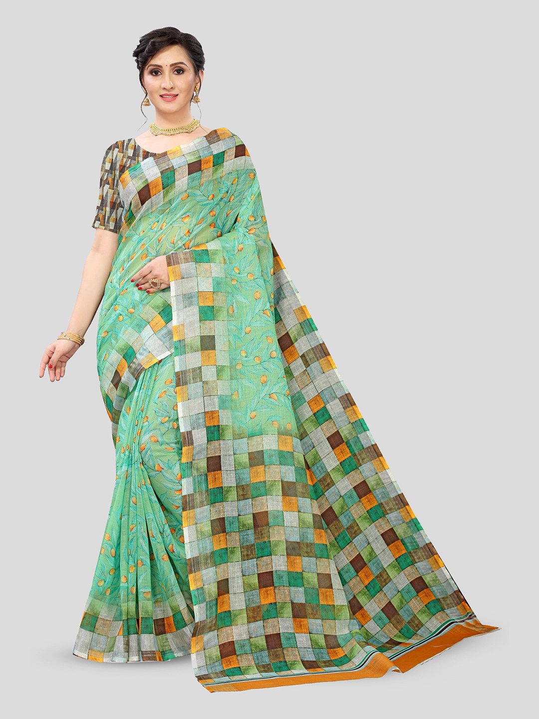 

Fevinaa Floral Printed Pure Linen Saree, Green