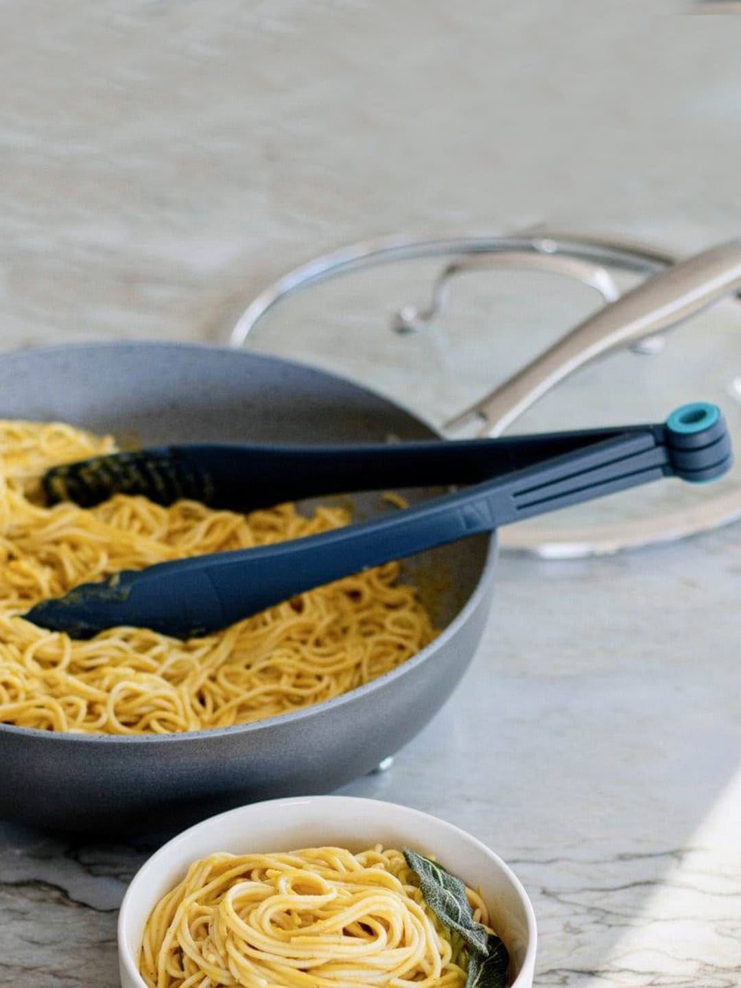 

Trudeau Charcoal & Blue Dishwasher Safe Flip Tongs