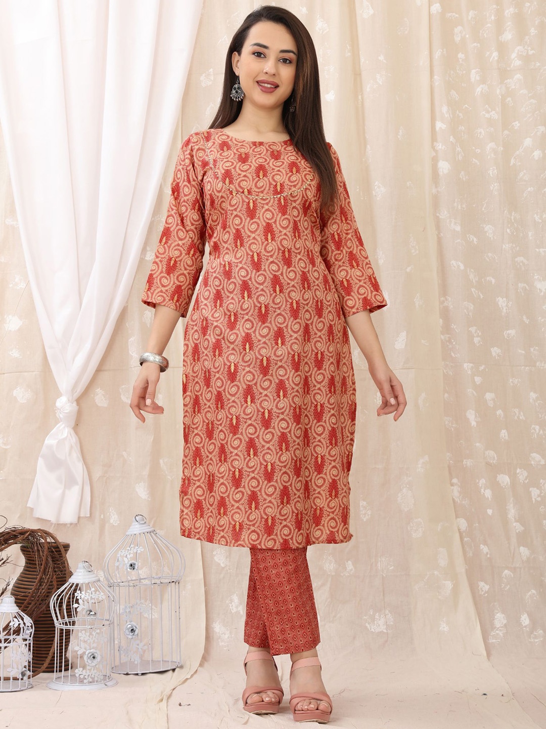 

KALINI Ethnic Motifs Printed Regular Gotta Patti Kurta With Trousers, Peach