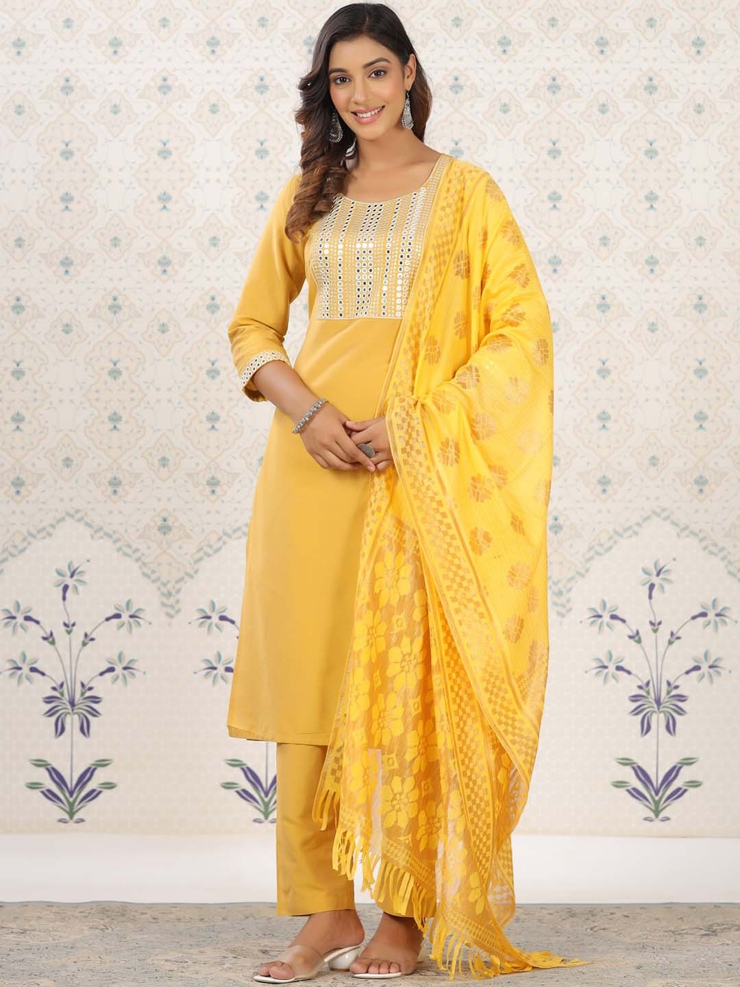 

Ode by House of Pataudi Geometric Yoke Design Mirror Work Kurta with Trousers & Dupatta, Yellow