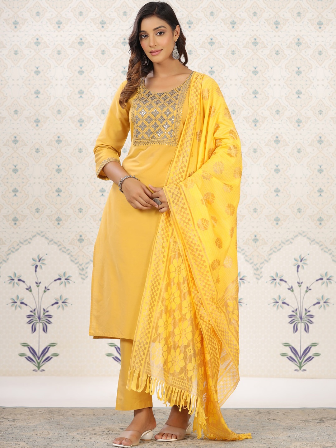 

Ode by House of Pataudi Ethnic Motifs Yoke Design Kurta with Trousers & Dupatta, Yellow