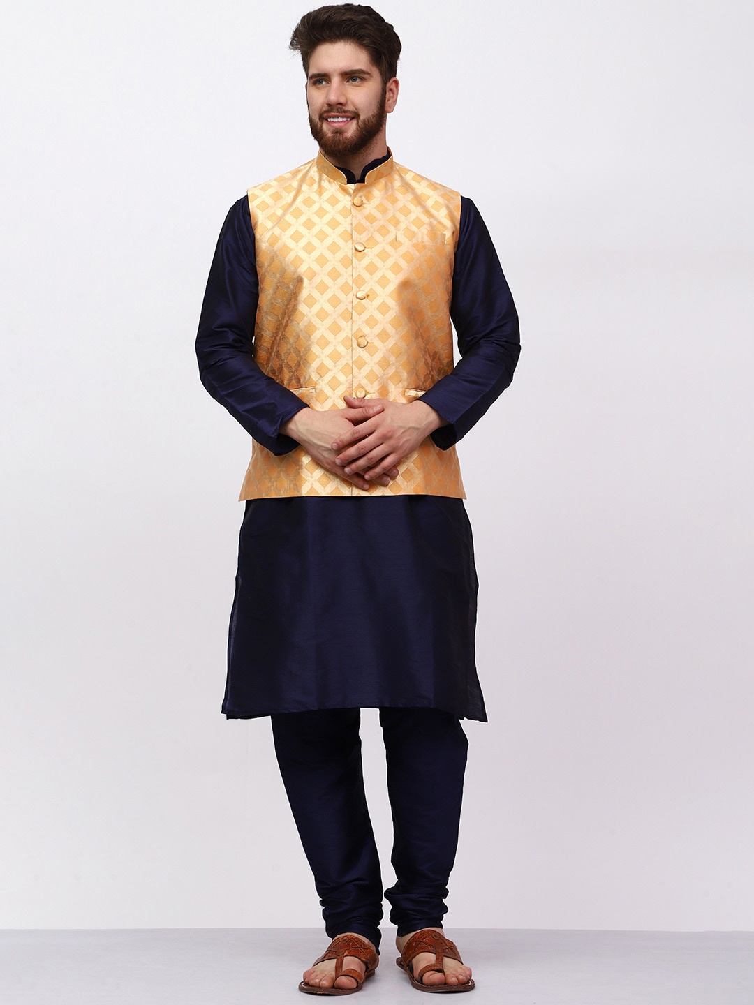 

MAG Regular Kurta With Churidar & Nehru Jacket, Navy blue