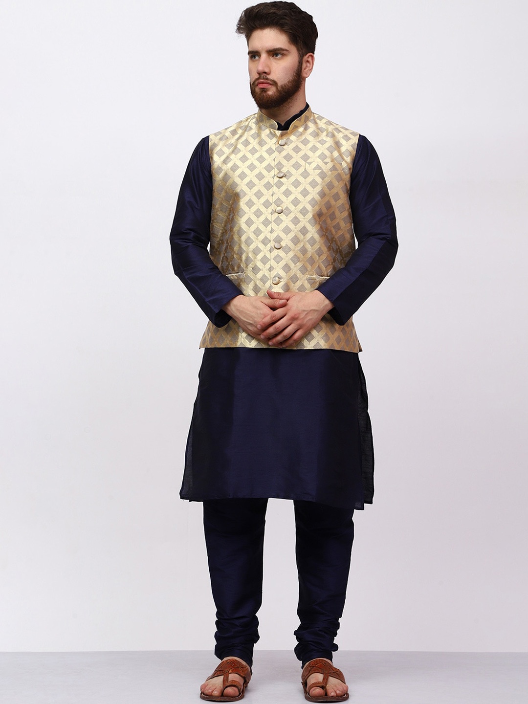 

MAG Regular Kurta With Churidar & Nehru Jacket, Navy blue