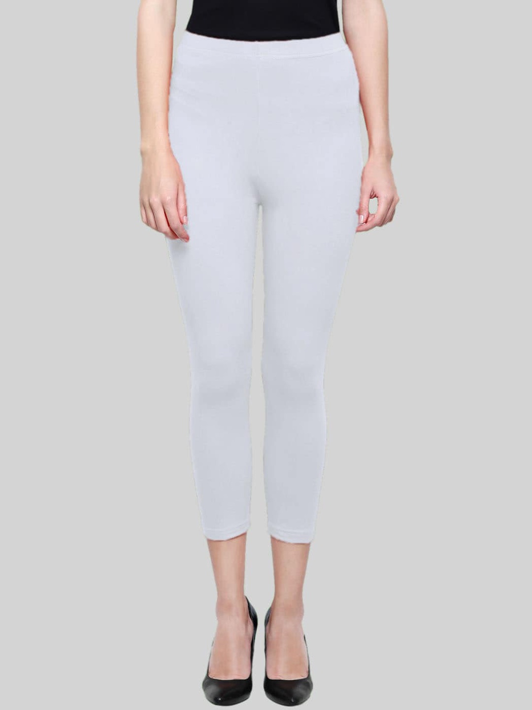

SAUNDARYA Stretch Fit Three-Fourth Length leggings, White