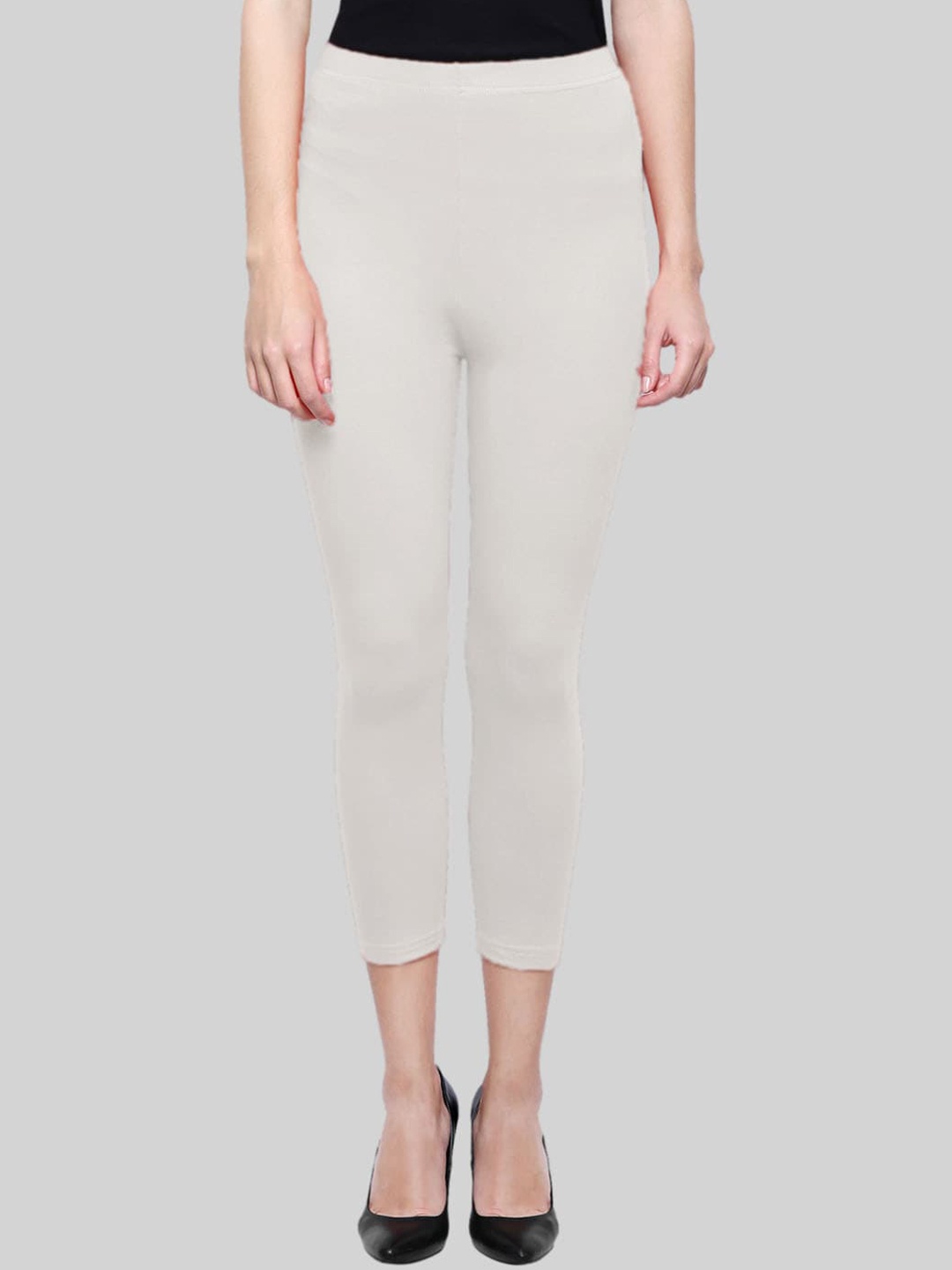 

SAUNDARYA Stretch Fit Calf-Length Cotton Leggings, Off white