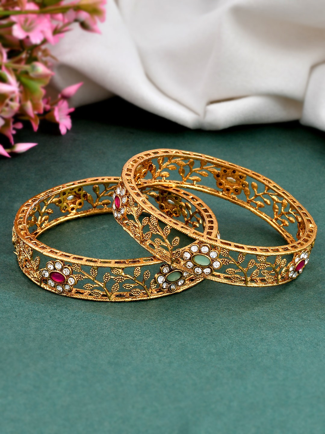 

Shoshaa Set Of 2 Gold-Plated Stone Studded Bangles