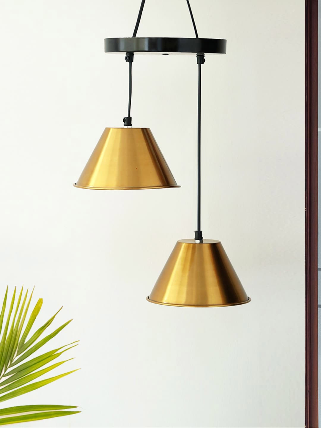 

ExclusiveLane Chandelier With Hanging Lamp, Beige