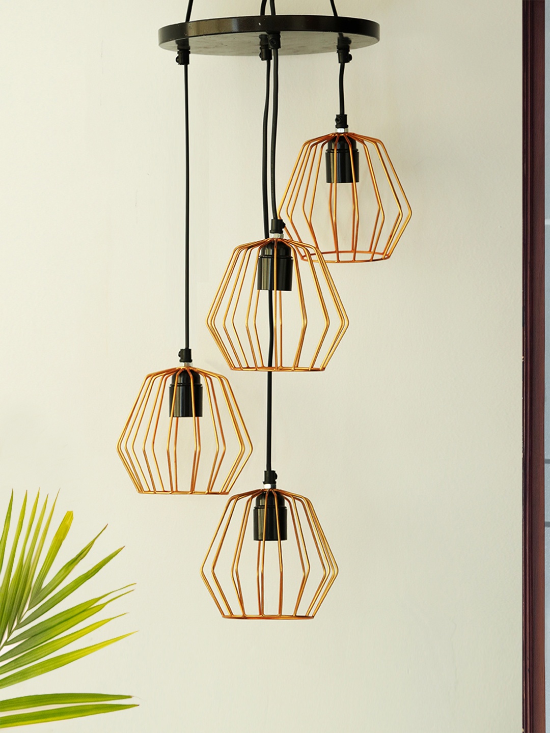 

ExclusiveLane Gold Toned & Black Chandelier With Hanging Lamp Shades