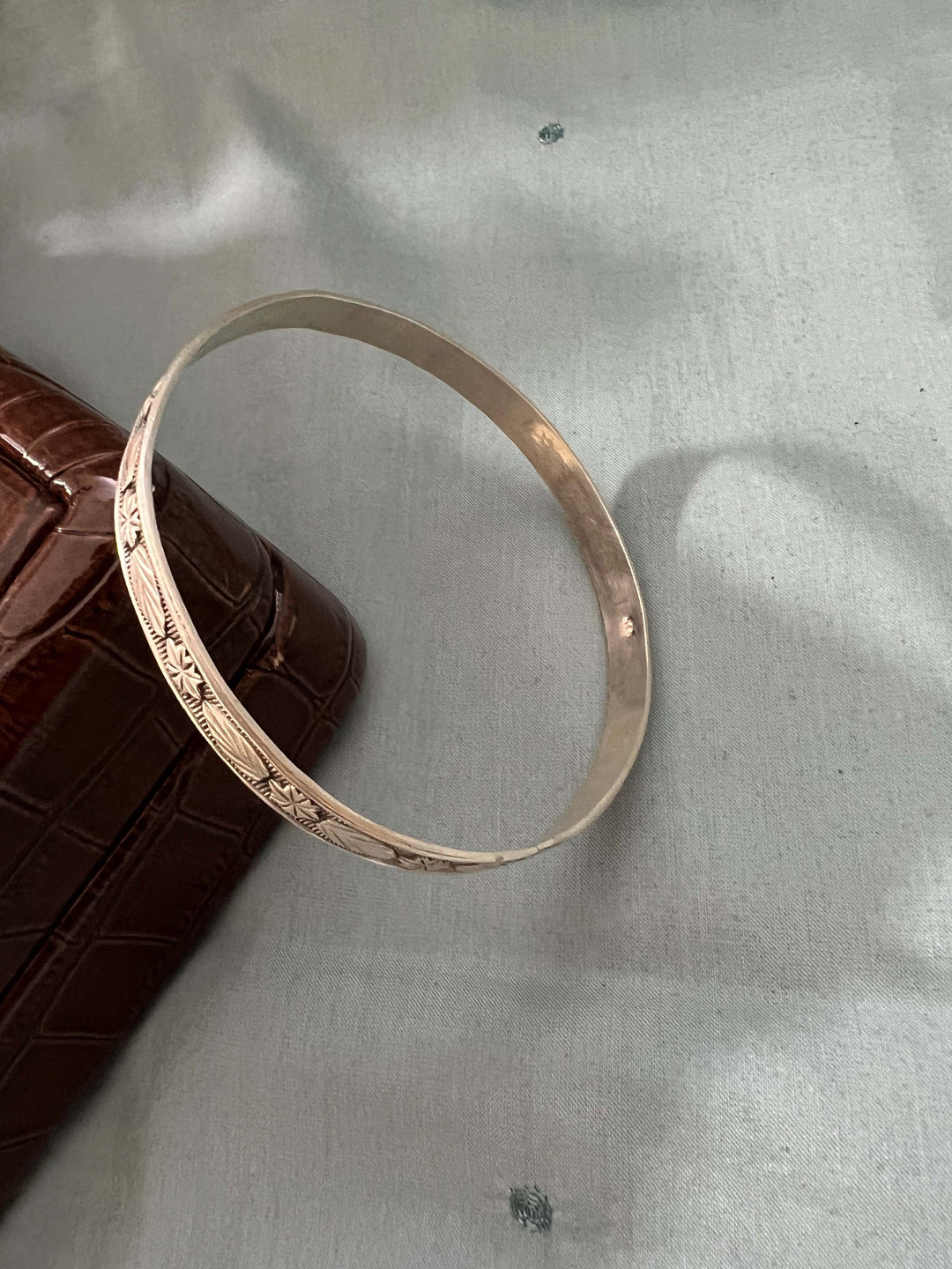 

Arte Jewels Silver Tribal Bangle
