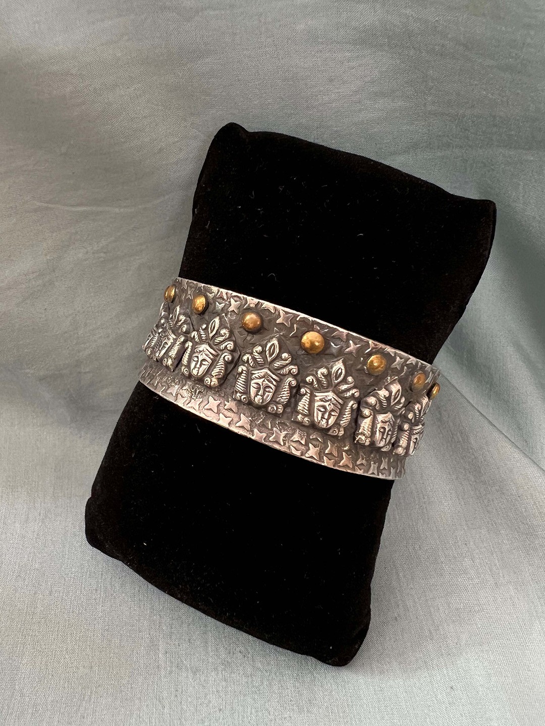 

Arte Jewels Silver Adjustable Kada Bangle