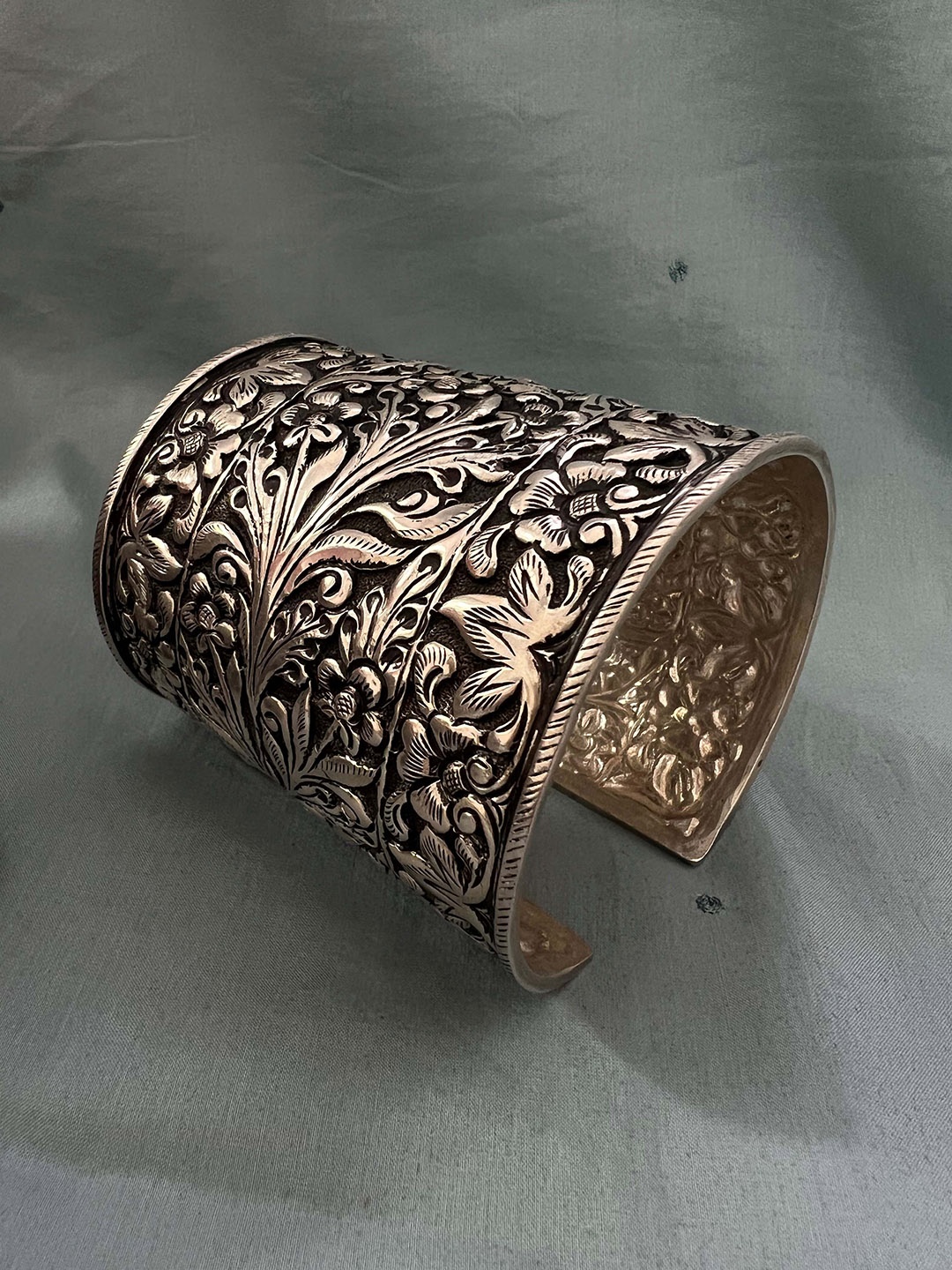 

Arte Jewels 925 Sterling Silver Cuff Bangle