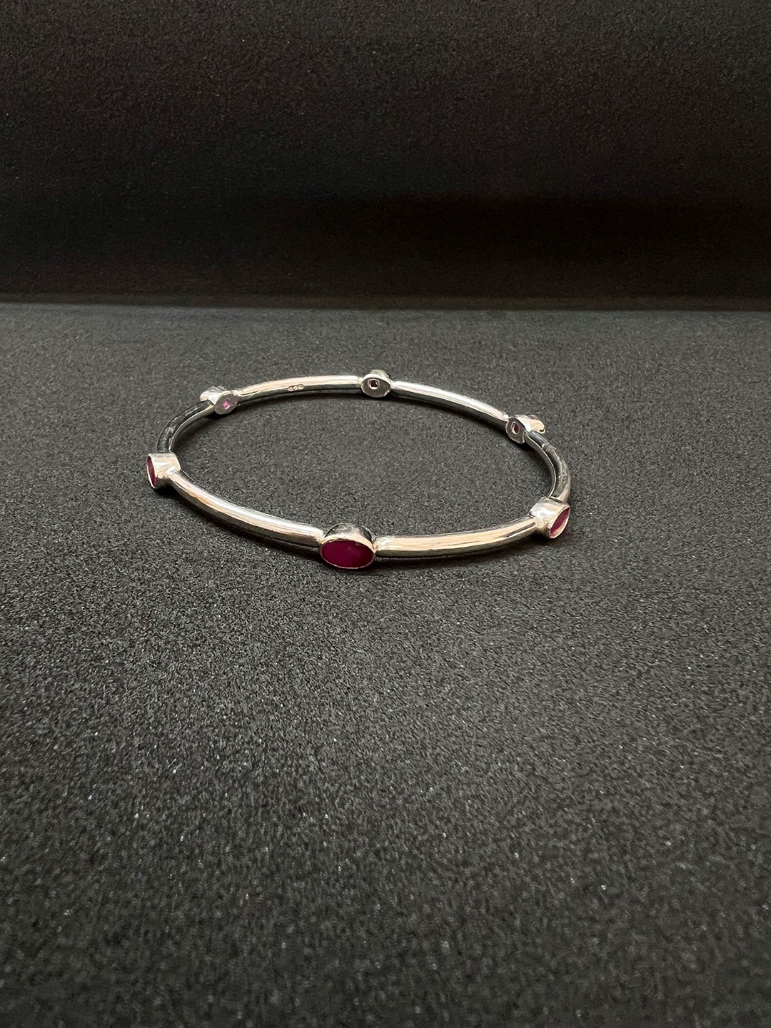 

Arte Jewels Silver Stone-Studded Kada Bangle