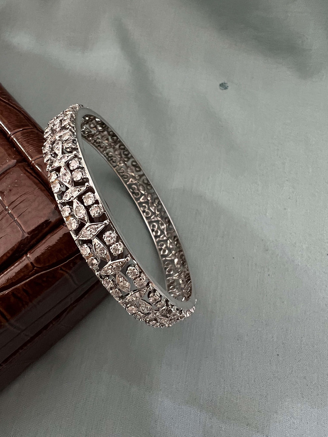 

Arte Jewels Silver CZ Stone Studded Bangle