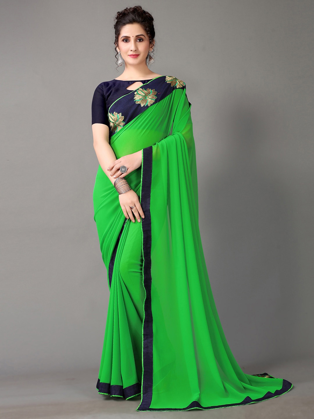 

KALINI Embroidered Saree, Green