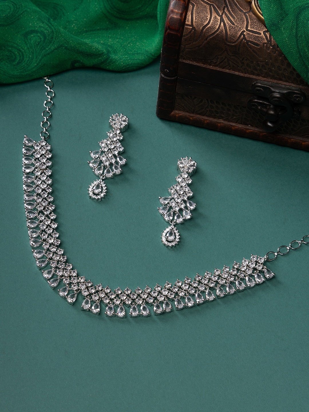 

justpeachy Rhodium-Plated American Diamond-Studded Necklace & Earrings, Silver