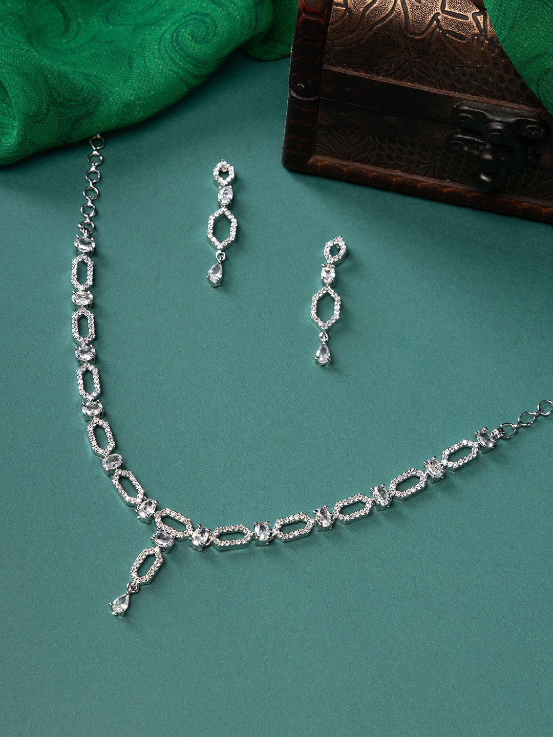 

justpeachy Rhodium-Plated AD-Studded Jewellery Set, Silver