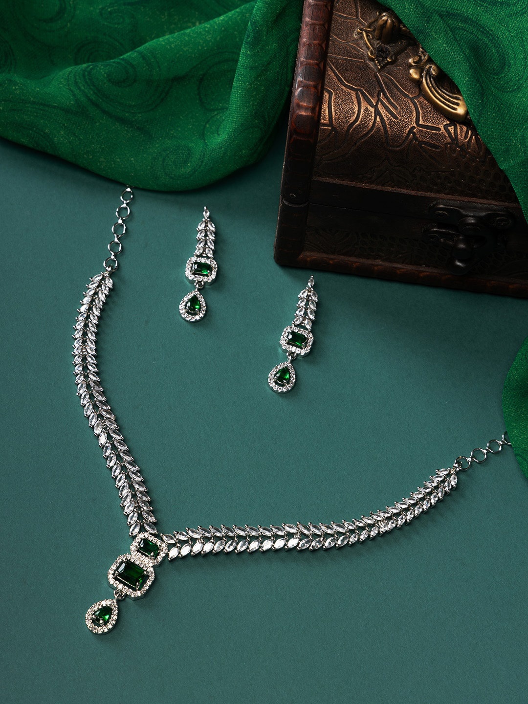

justpeachy Rhodium-Plated AD-Studded Jewellery Set, Silver