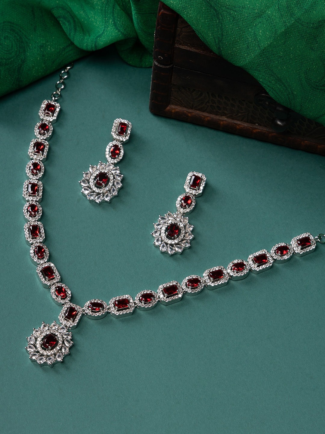 

justpeachy Rhodium-Plated AD-Studded Jewellery Set, Silver