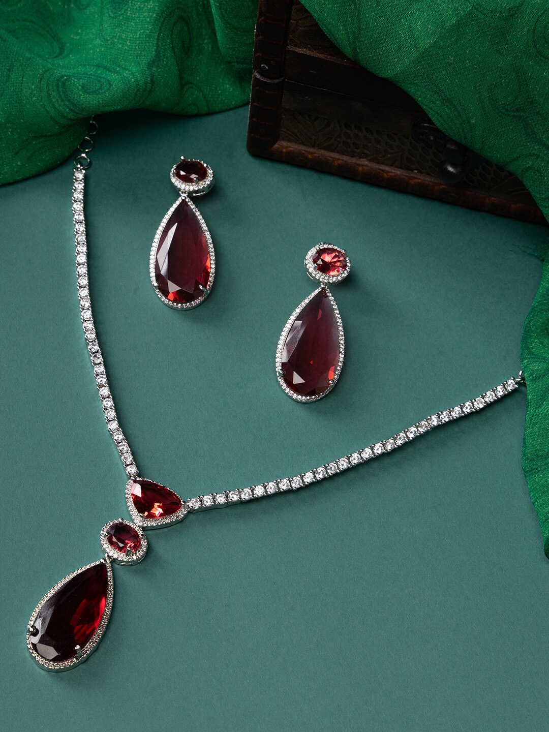 

justpeachy Rhodium-Plated AD-Studded Necklace & Earrings, Silver