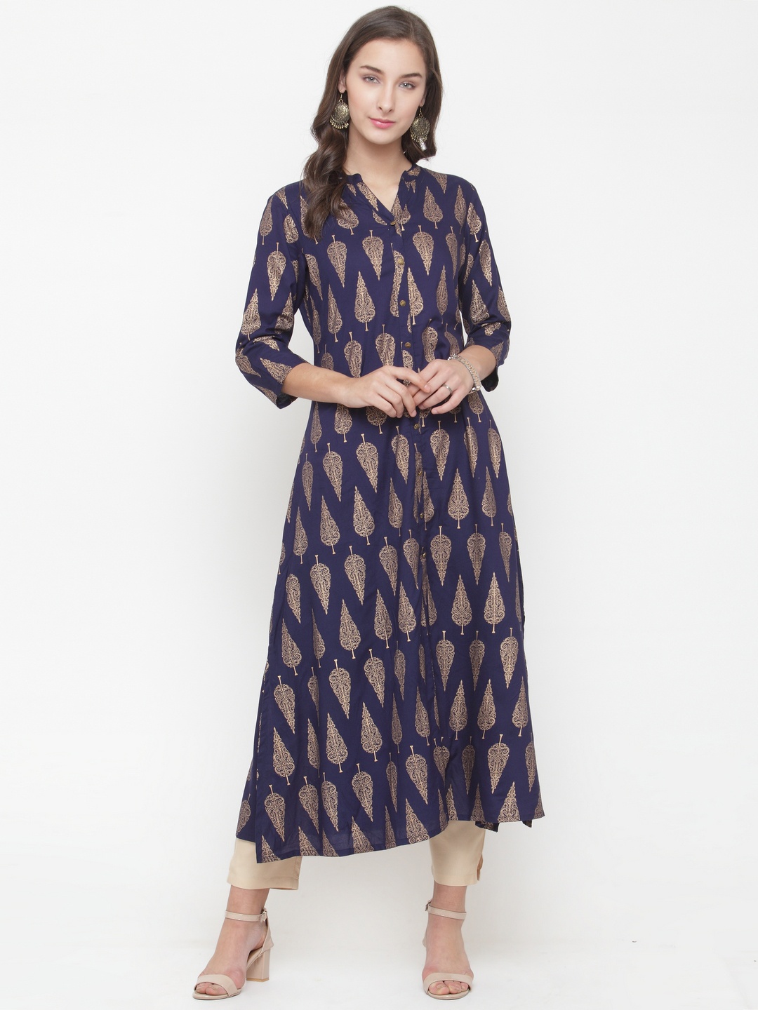 

Varanga Women Navy Blue Printed Kurta with Trousers